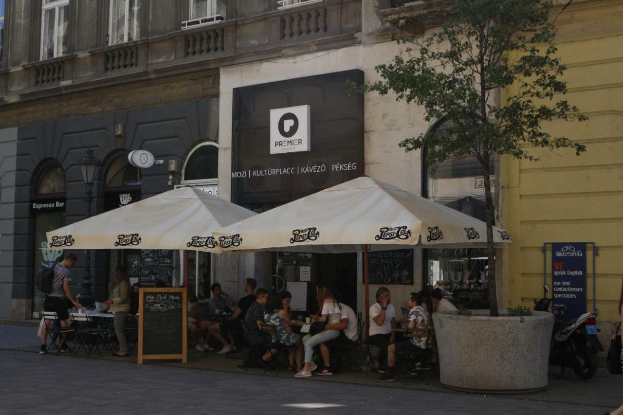 Budapest Passage 1 Екстер'єр фото